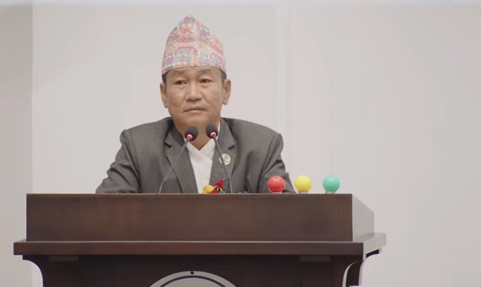 एमसीसी खारेज गरी समयको सम्मान गरियोस्ः हर्क साम्पाङ